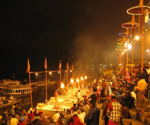 varanasi-aarti.webp